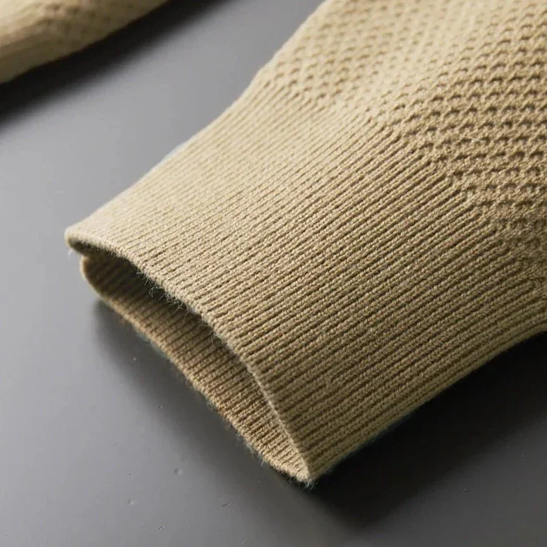 Amari Cashmere Cardigan - Image 7